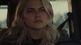 Louane dans le clip "Entre nous"