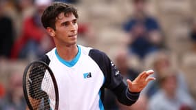 Le joueur de tennis italien Matteo Gigante lors de son match de deuxième tour à Roland-Garros, 28 mai 2025