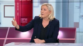 Marine Le Pen, invitée sur le plateau de BFMTV le 15 novembre 2020