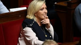 Marine Le Pen, cheffe du groupe Rassemblement National (RN), le 4 novembre 2022 à l'Assemblée nationale, à Paris