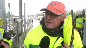 Les gilets jaunes terminent les derniers préparatifs avant leur mobilisation de samedi