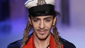 John Galliano, chassé de son poste de directeur artistique de la maison Christian Dior en 2011 après avoir tenu des propos antisémites, affirme dans les colonnes du magazine Vanity Fair qu'il n'est pas raciste et qu'il ne pensait pas ce qu'il avait dit à