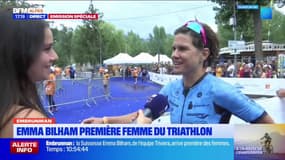 "Une belle bataille": Emma Bilham en tête du classement féminin de l'Embrunman en 10h54