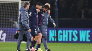 Khvicha Kvaratskhelia sort du terrain en Ligue des champions entre le PSG et Newcastle, le 28 janvier 2026