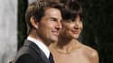 Tom Cruise et Katie Holmes, qui forment l'un des couples d'acteurs hollywoodiens les plus en vue depuis leur mariage en 2006, vont divorcer, selon un article publié vendredi par le magazine People, qui cite l'avocat de la comédienne. /Photo prise le 26 fé