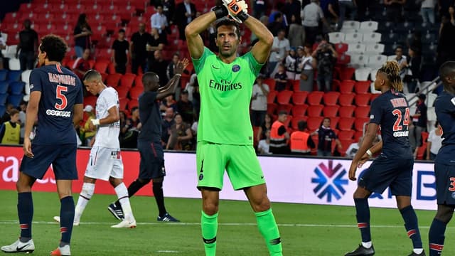 Gianluigi Buffon quitte le PSG, une saison après l'avoir rejoint. 