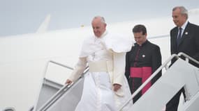 Le pape François, mardi, lors de son arrivée aux Etats-Unis.