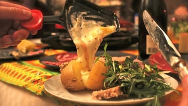 Les Français ont continué à manger de la raclette en juin.