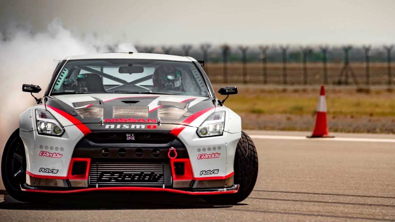 Le record du monde a été homologué par le Guiness Book des records, sur un aéroport aux Emirats Arabes Unis. Le record du monde a été homologué par le Guiness Book des records, sur un aéroport aux Emirats Arabes Unis.