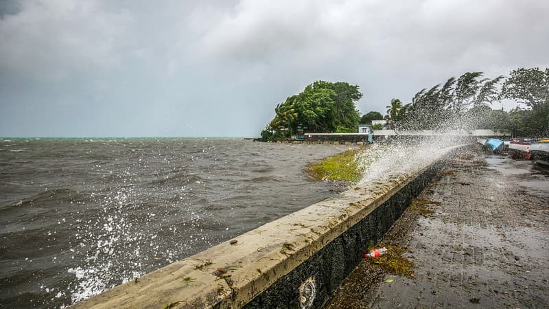 Le cyclone Belal arrive sur l'île Maurice, le 15 janvier 2024 