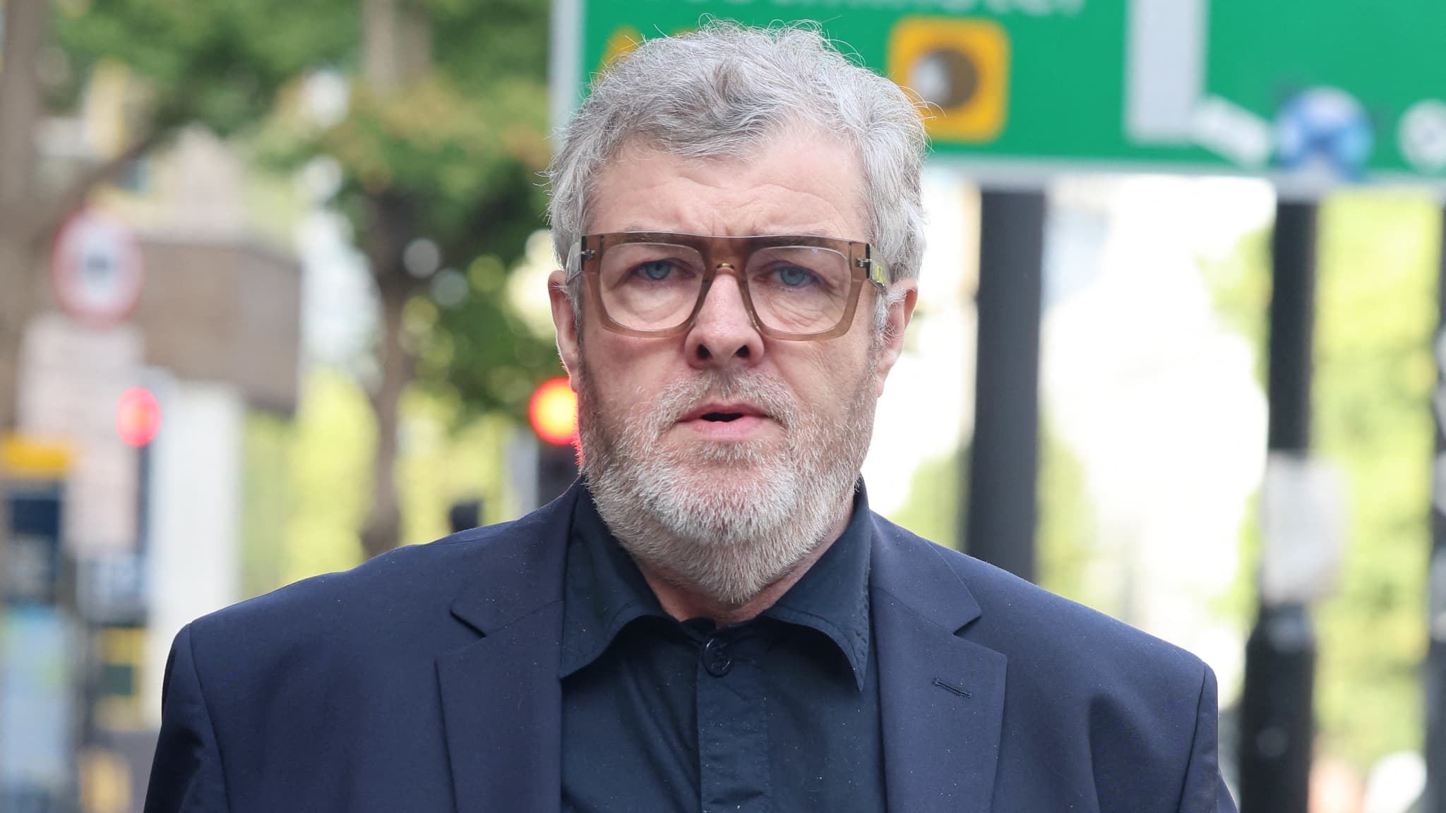 ROYAUME-UNI: ACCUSÉ DE VIOL, PAUL GALLAGHER, FRÈRE DE LIAM ET NOEL, DEVANT LA JUSTICE