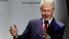 Bill Clinton en novembre 2015, à Brasilia, au Brésil. 