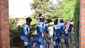 Les cyclistes du programme Afrique 2025