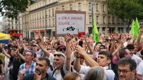 Un rassemblements contre l'extrême droite à Paris et en France à trois jours du scrutin, le 27 juin 2024.