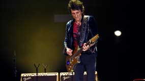 Le guitariste des Rolling Stones Ronnie Wiid a révélé avoir été atteint d'un cancer du poumon. 