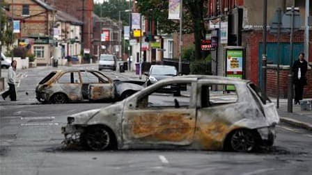 La vague de violences qui s'est propagée dans la nuit de mardi à mercredi dans le centre et le nord de l'Angleterre, ici à Liverpool, a épargné pour la première fois en cinq jours la capitale, Londres, où 16.000 policiers avaient été déployés dans la soir