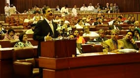 S'adressant aux parlementaires pakistanais, le Premier ministre Yusuf Raza Gilani a balayé les accusations d'incompétence ou de duplicité portées contre les autorités d'Islamabad, une semaine après la mort d'Oussama ben Laden dans un raid mené dans le pay