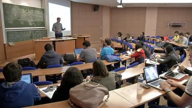 A l'Essec, les cours sont dispensés en anglais depuis une vingtaine d'années dans certaines matières.