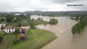 Les images de drone des communes entourées par les eaux dans les Sud-Ouest