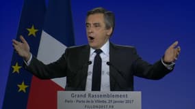 François Fillon lors de son meeting à La Villette. 