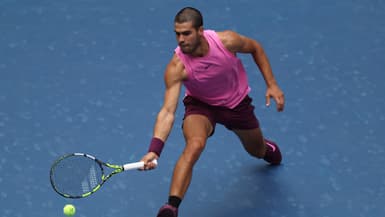 Carlos Alcaraz lors de sa victoire face au Tchèque Jiri Lehecka en quarts de finale de l'US Open (6-4, 6-2, 6-4), le 2 septembre 2025