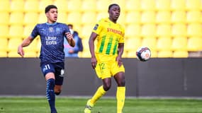  Dennis Appiah (à droite)