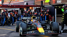 Max Verstappen (Red Bull) après un arrêt aux stands au GP de Monaco de F1, à Monte-Carlo le 29 mai 2022