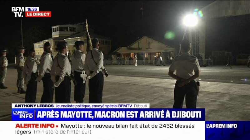 Emmanuel Macron s'entretient avec son homologue à son arrivée à Djibouti