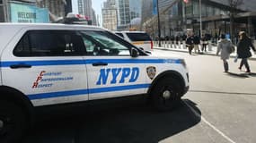 Une voiture de la NYPD patrouille à New York, le 20 mars 2017. (Photo d'illustration)