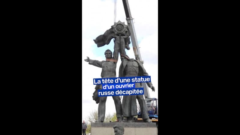 À Kiev, une statue représentant l'amitié entre l'Ukraine et la Russie décapitée