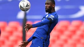 Antonio Rüdiger avec Chelsea contre Manchester City à Wembley, le 17 avril 2021 