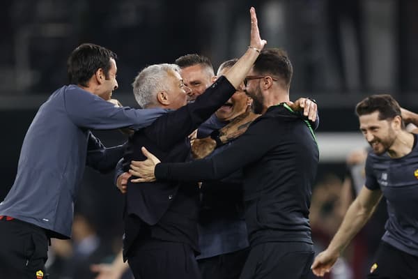 José Mourinho, au coup de sifflet final du match entre la Roma et Feyenoord.