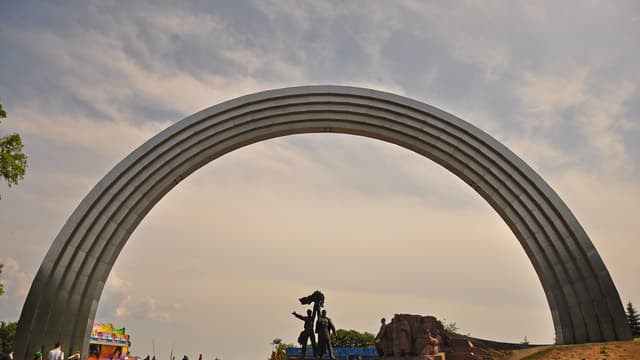 L'Arche de l'Amitié des Peuples rebaptisé l'Arche de la Liberté du Peuple ukrainien à Kiev