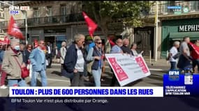 Mouvement de grève national: plus de 600 personnes dans les rues à Toulon