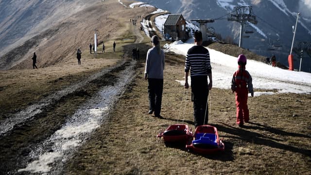 Pour certains, la hausse prévue de la fréquentation dans les stations de montagne confirme "l'engouement des vacanciers pour la nature et le grand air de la montagne".
