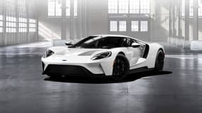 La GT, supercar ultime de Ford, ne sera produit qu'a 500 exemplaires sur les deux premières années. Il faudra donc montrer "patte blanche" pour se l'offrir. 