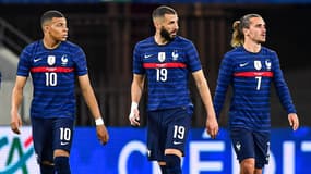 Mbappé, Benzema et Griezmann lors de France-Galles