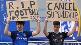 Des supporters de Chelsea le 20 avril 2021.