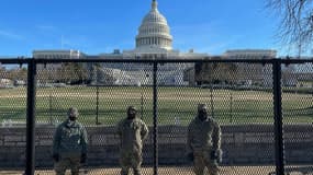 La sécurité du Capitole a été renforcée avec une barrière métallique et des soldats de la Garde nationale américaine, le 09 janvier 2021 à Washington 