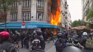 Un immeuble en feu à Châtelet, ce mercredi 10 septembre.