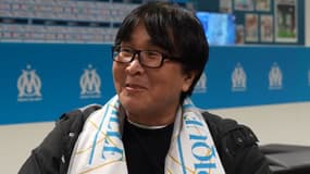 Yōichi Takahashi, auteur du manga Captain Tsubasa, connu en France sous le titre Olive et Tom, lors de sa visite du Vélodrome à Marseille - le 25/02/2025