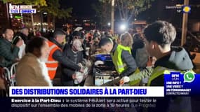 Lyon: des distributions solidaires à la Part-Dieu