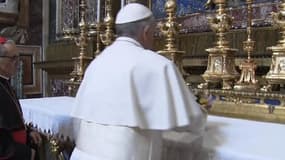 Le pape François a prié dans une basilique romaine