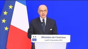 Cazeneuve : "Celui qui s'en prend à la République, la République le rattrapera"