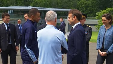 Kylian Mbappé et Emmanuel Macron à Clairefontaine le 3 juin 2024