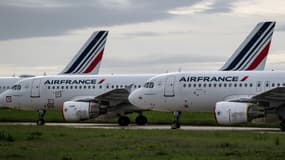 Des avions Air France sur le tarmac de l'aéroport de Roissy-Charles-de-Gaulle pendant l'épidémie de coronavirus (illustration)