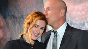 Bruce Willis et sa fille Rumer, en 2013 en Californie, à l'occasion de 25 ans de "Piège de cristal"