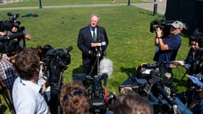 Le vice-président de Monsanto, Scott Partridge, s'exprime face à la presse le 10 août, après la condamnation à payer 289 millions de dollars à un jardinier;