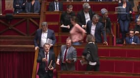 La France Insoumise quitte l'Assemblée lorsque le député Habib parle du "terroriste" franco-palestinien Salah Hamouri