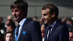 Nicolas Hulot (à gauche) et Emmanuel Macron (à droite) lors de la COP23 à Bonn, en Allemagne.